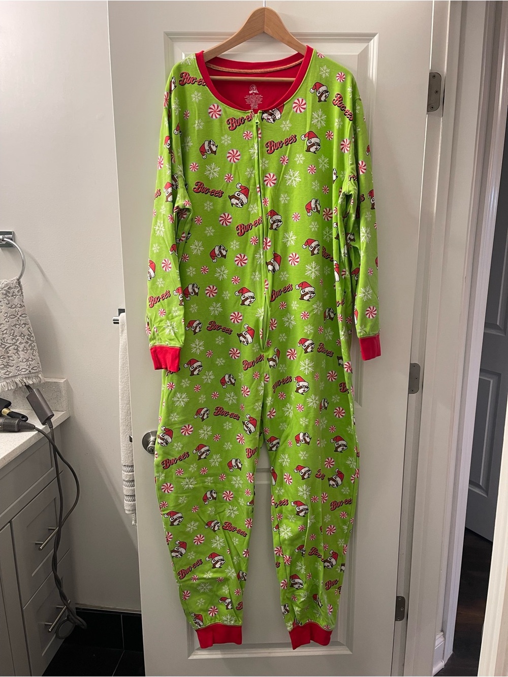 Unbranded Men's Green Holiday Fleece Onesie Pajamas